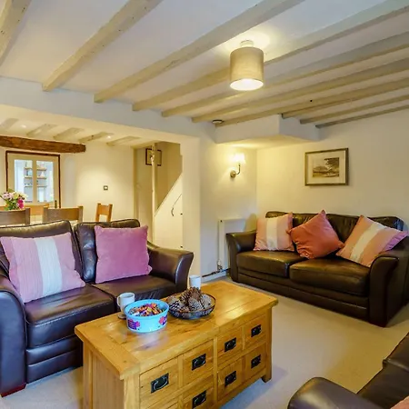 3 Bed In 85686 Holiday home Backbarrow